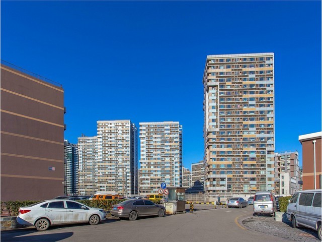 坝体防护聚脲施工